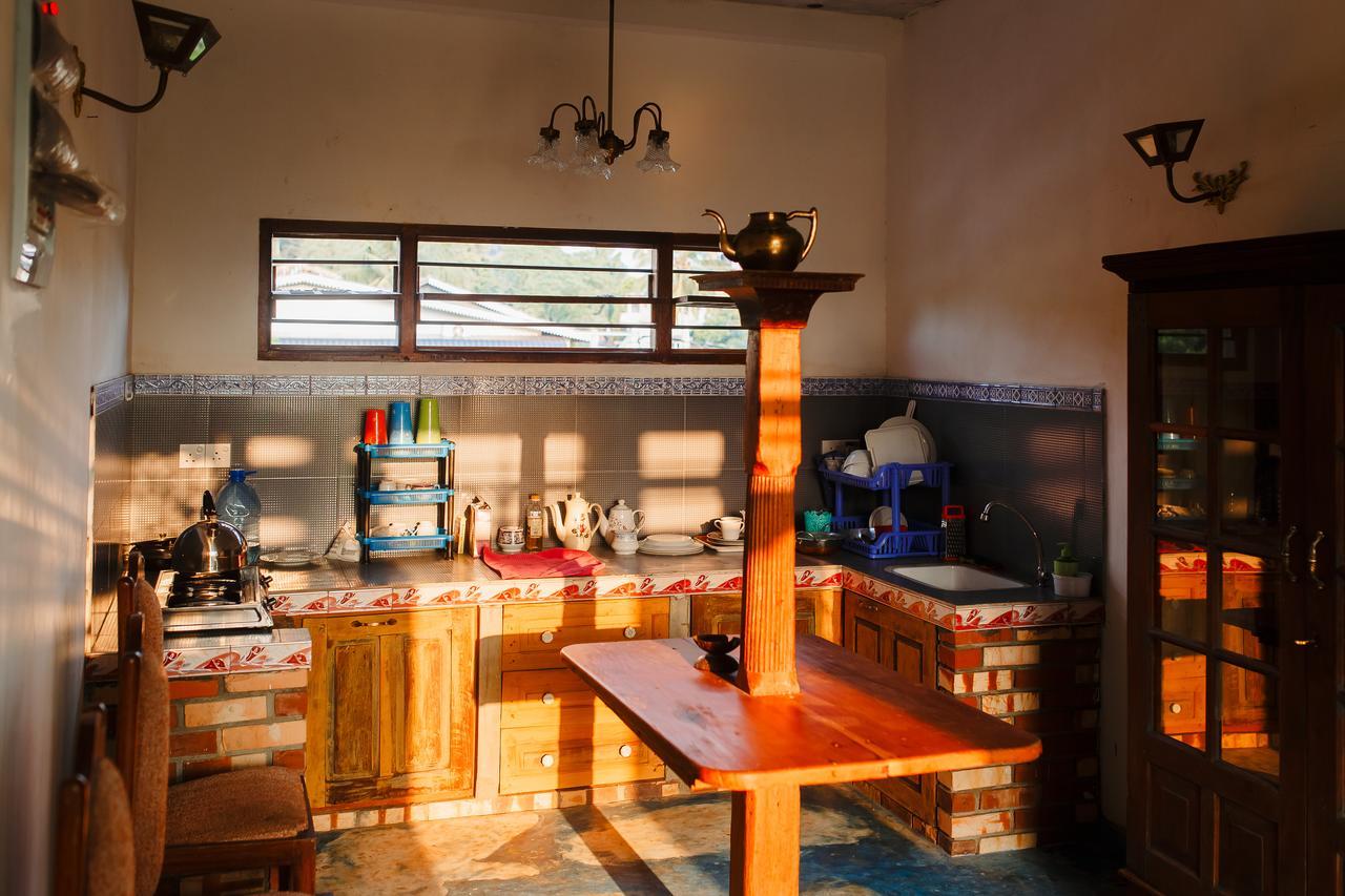 Sunny Family Unawatuna Exterior photo