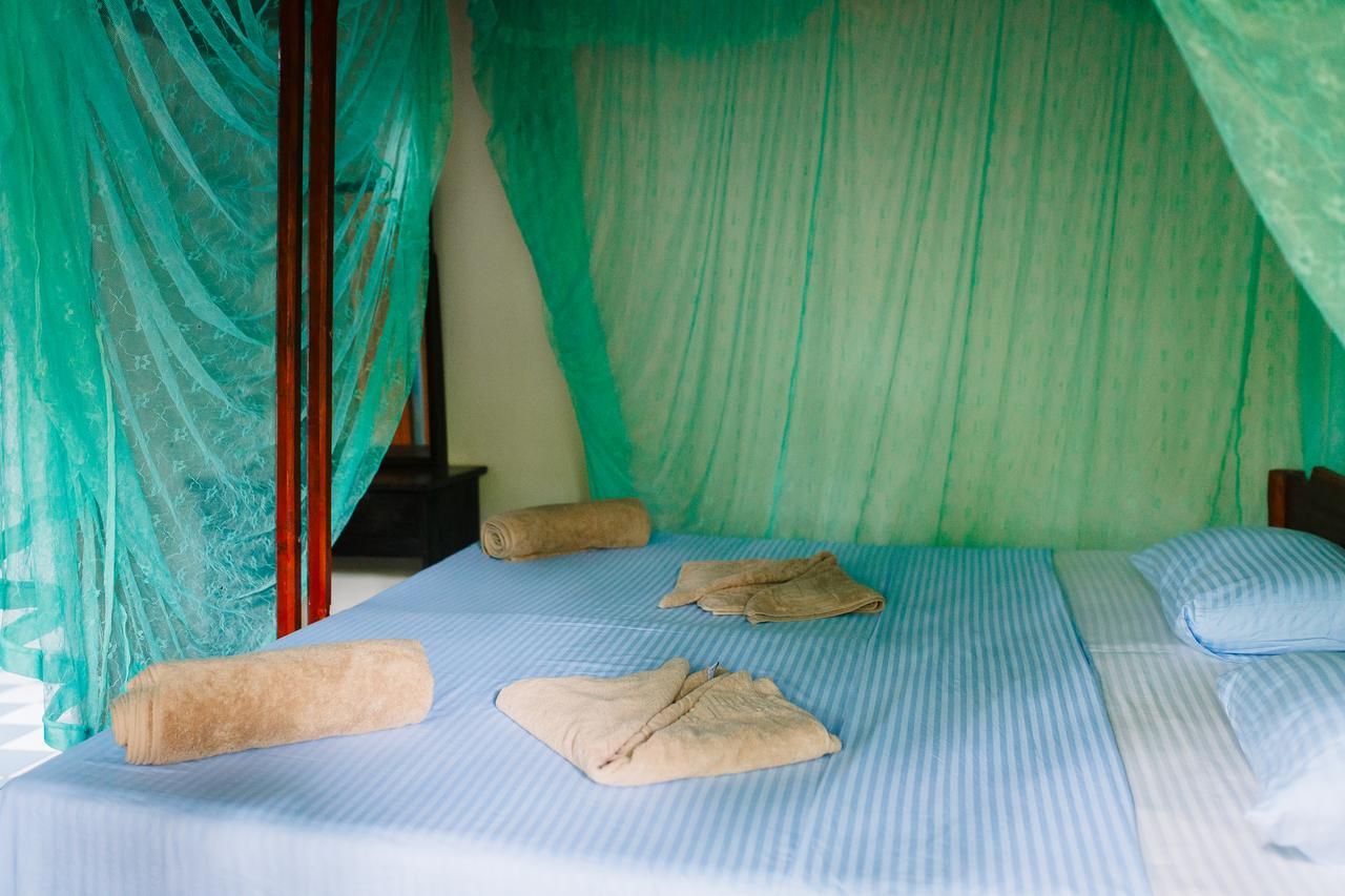 Sunny Family Unawatuna Room photo